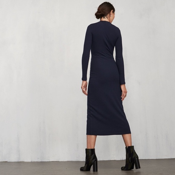 🍾🥂 Sexy Reformation Edison Dress Navy 🌙 - Picture 3 of 8